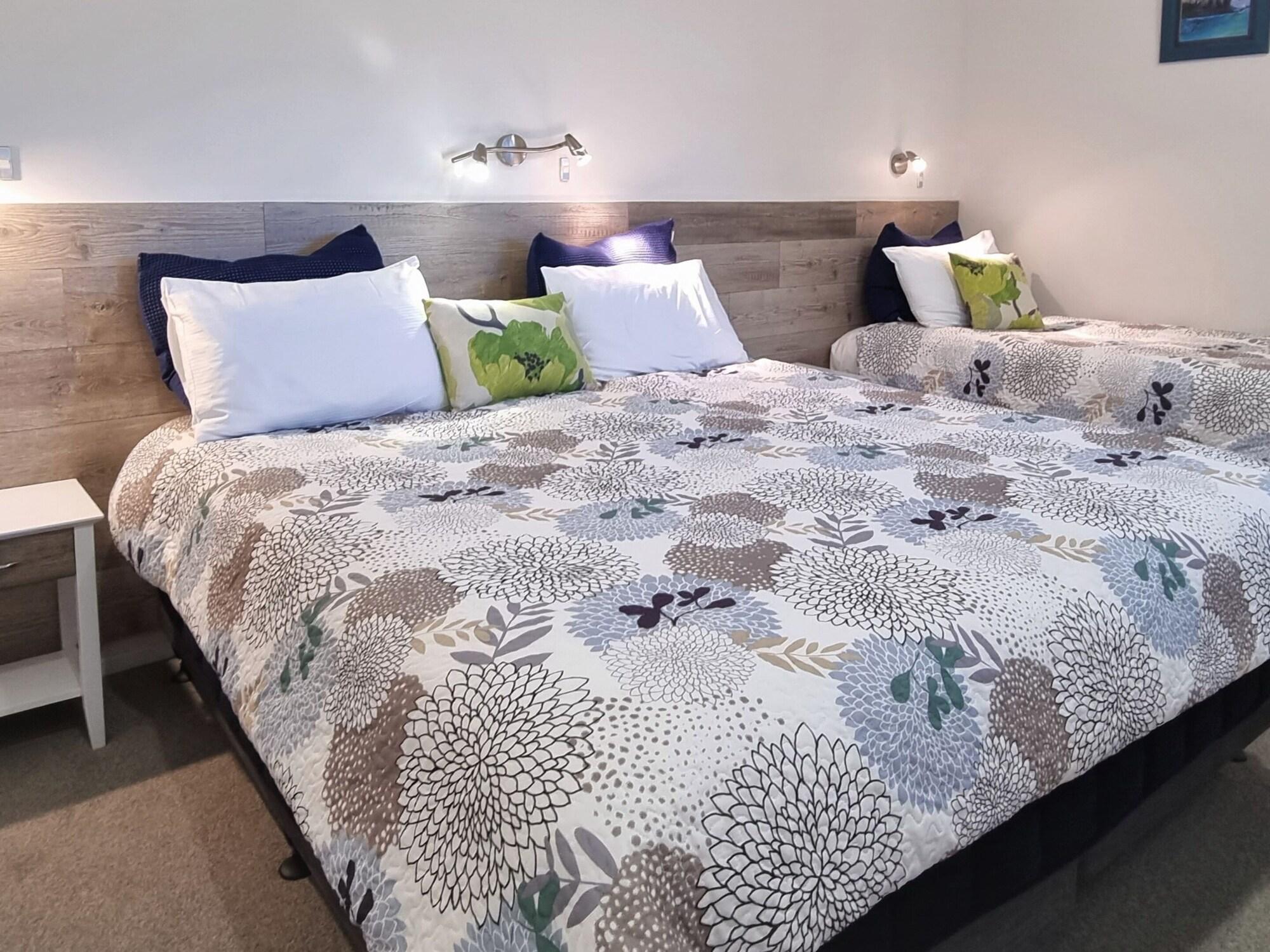 Asure Admirals View Motel Paihia Bagian luar foto