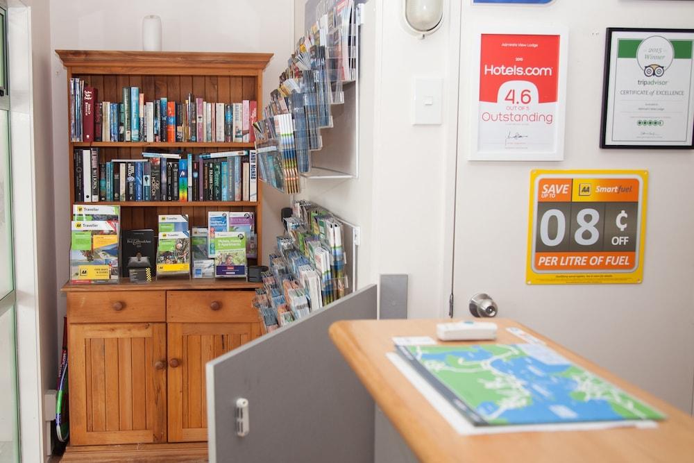 Asure Admirals View Motel Paihia Bagian luar foto